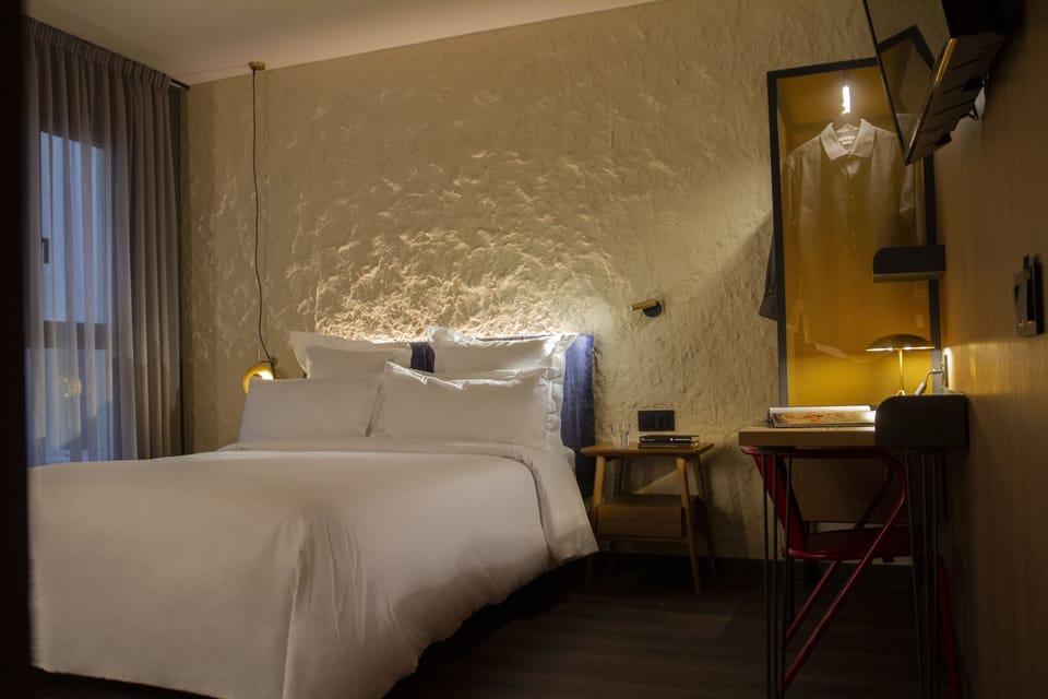 LETOH Ribeira Hotel in Porto