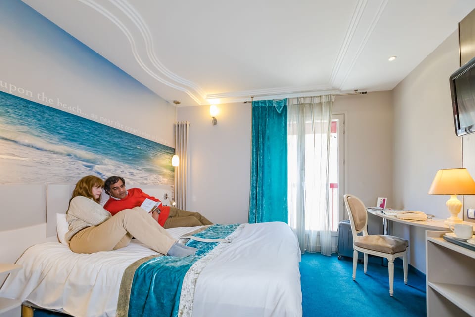 Superior Suite (Double Céleste) | In-room safe, desk, blackout drapes, soundproofing