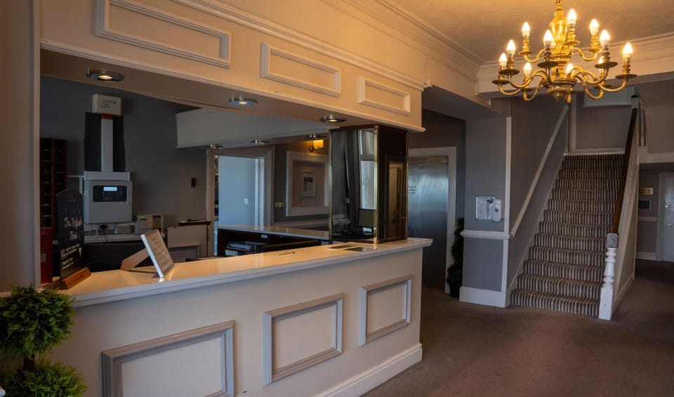 Entrance / Reception