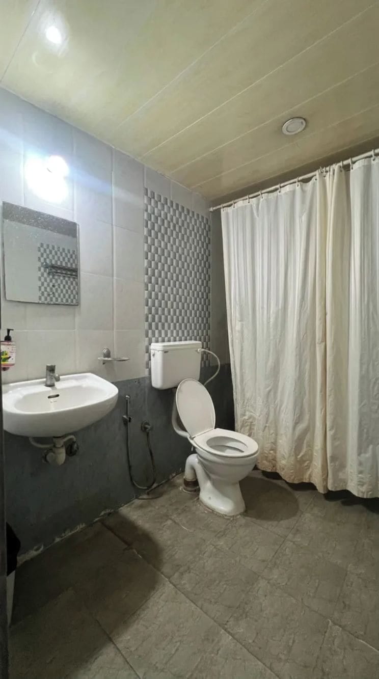 FabHotel Kadamba Guestline Hotel in Bengaluru