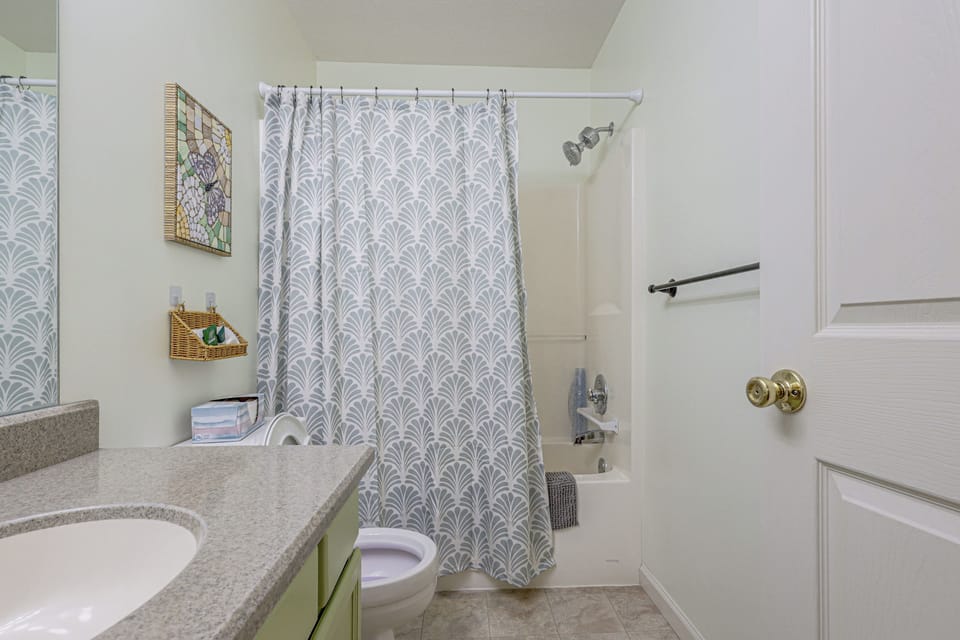 Sauna & Fire Pit, Quiet 2-unit Combo in Broadway Cottage in Broadway