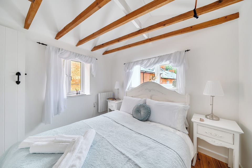 Walkersbase Nutallergy Friendly - Sleeps3 - Petsok Cottage in Bridport