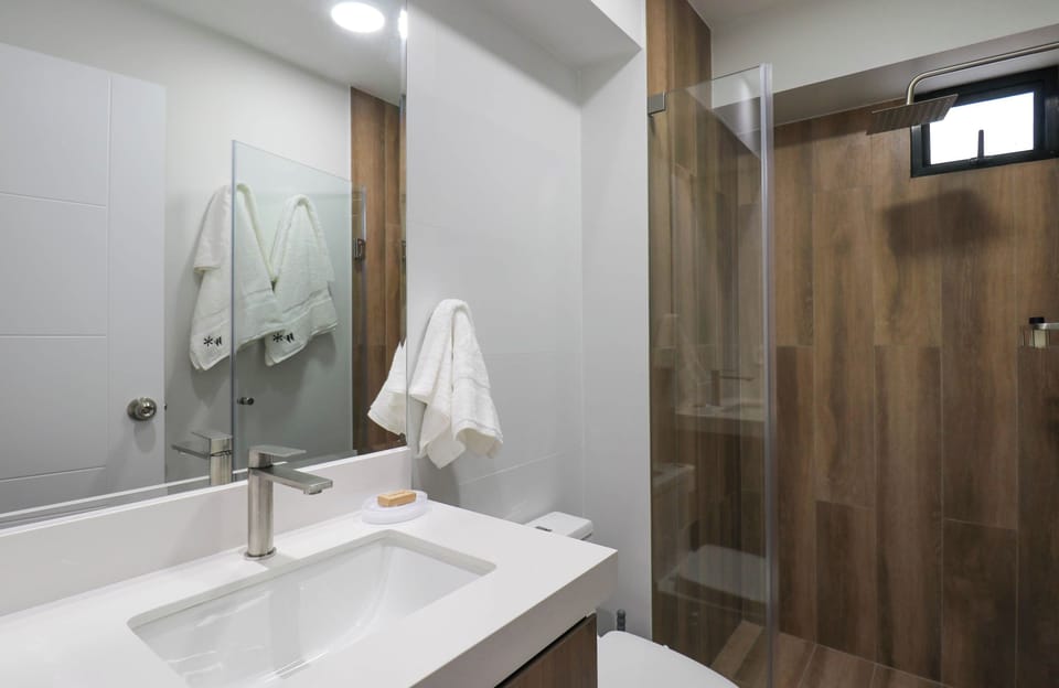 Comfortable bathroom with a shower