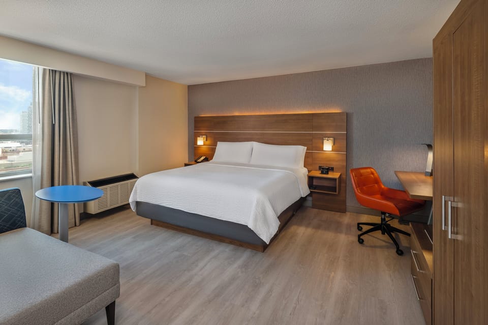 Standard Room, 1 King Bed (Extra Floor Space) | In-room safe, desk, laptop workspace, blackout drapes