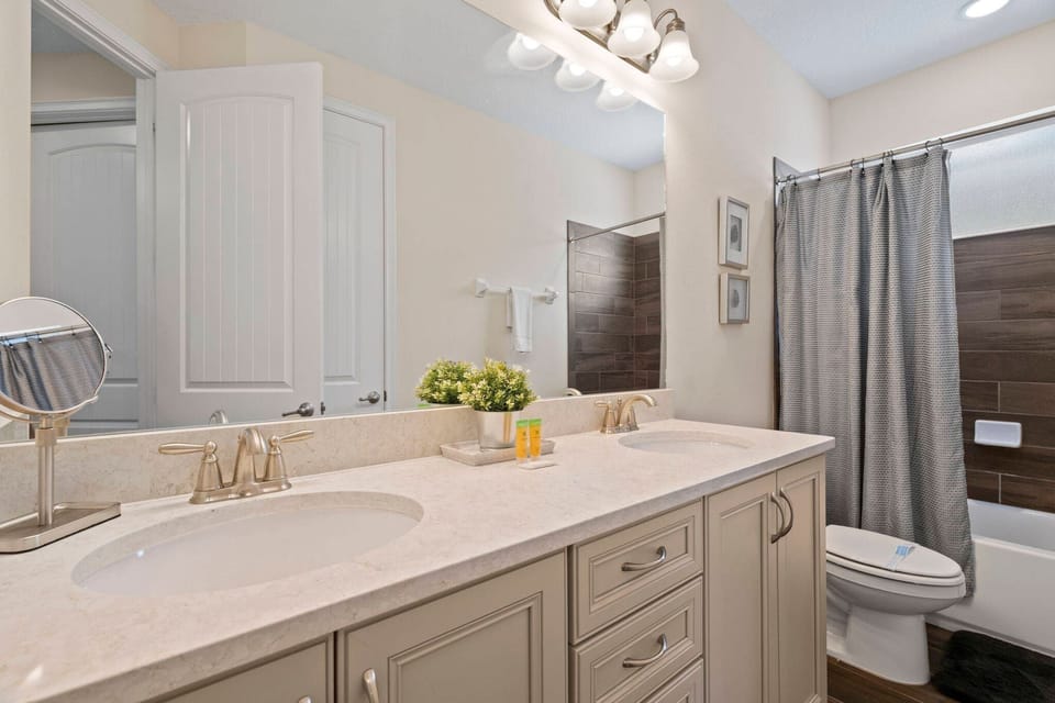 5BR Near Disney Pool, spa & Game Room Villa in Osceola County