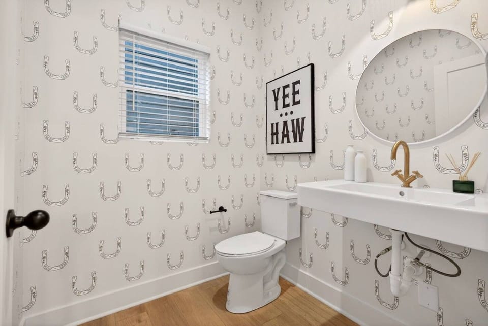 Half bath off the living room.