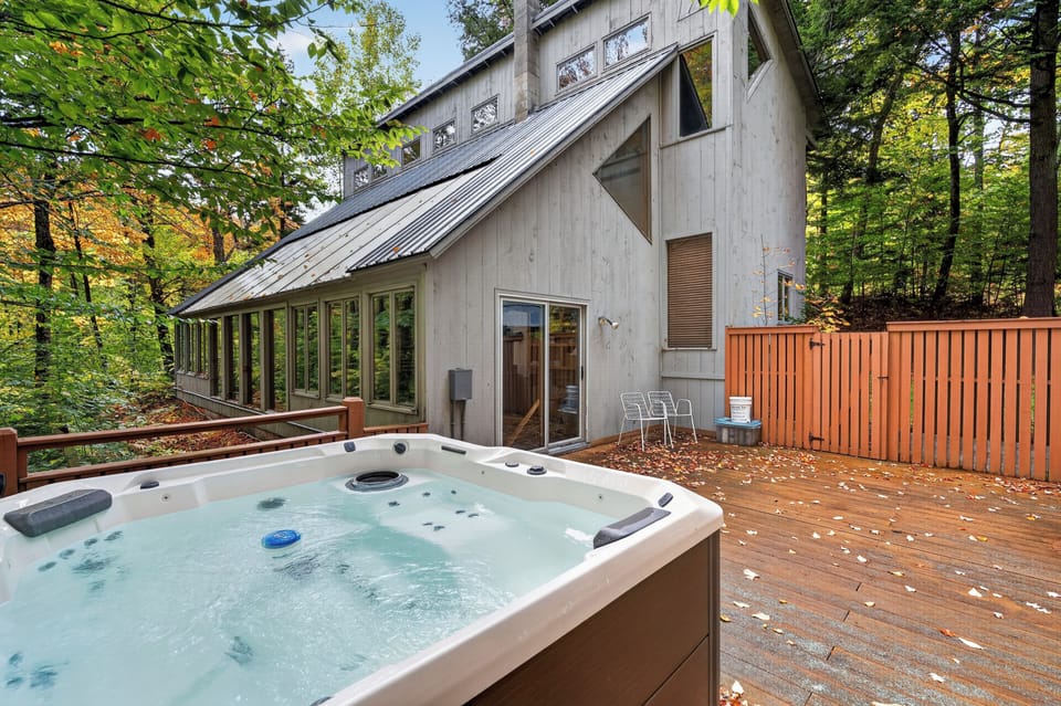 Private hot tub on the patio