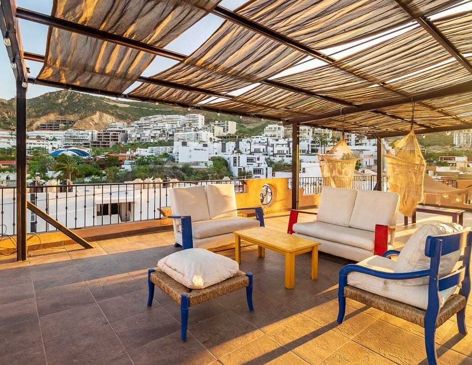 Terrace above the studios 