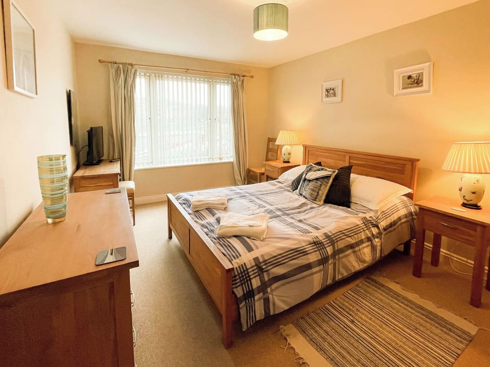 Hideaway Landing, Whitby