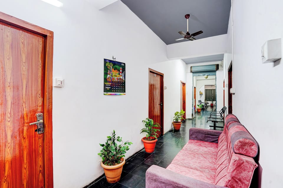 Hotel O Vijayawada Bus Terminal Hotel in Vijayawada