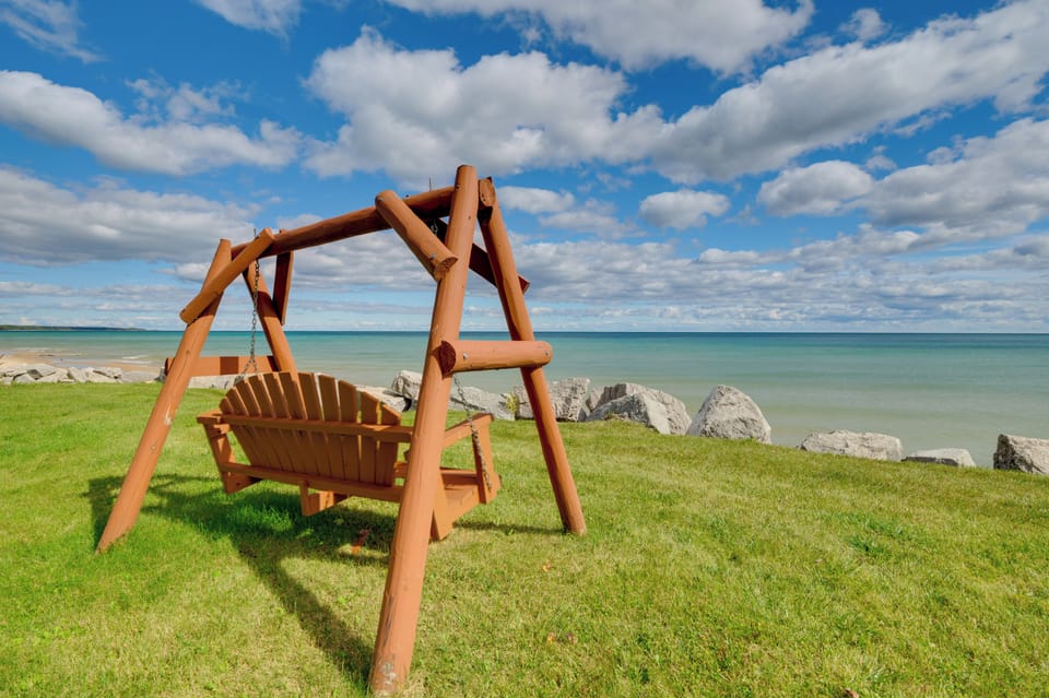 Lake Huron Cabin Suite w/ Beach Access Apartment in Michigan