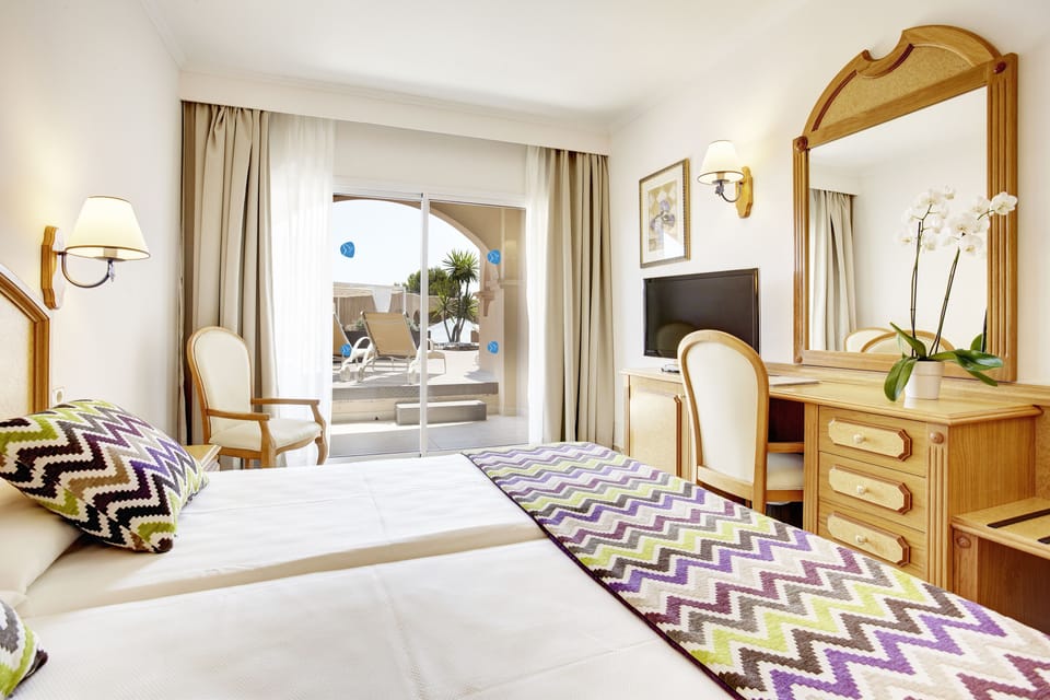 Superior Double Room, Terrace | Balcony view