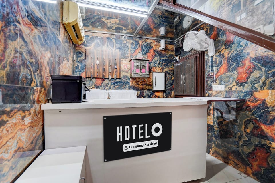 Super Hotel O by OYO ISBT Sector 43 Bus Hotel in Chandigarh