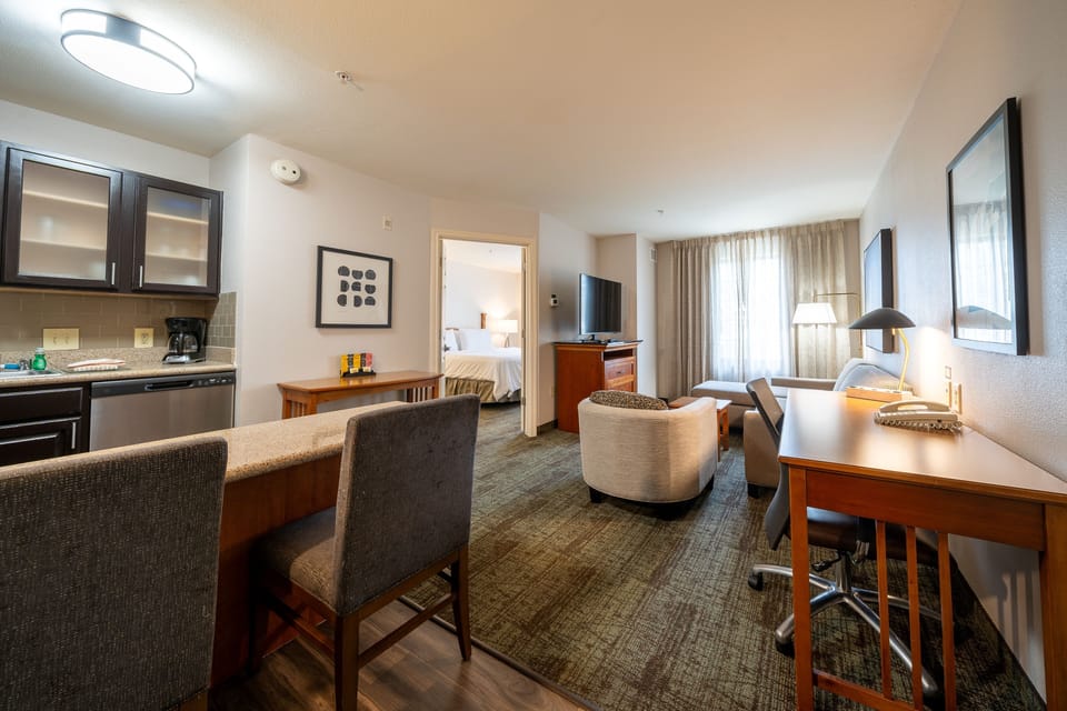Premium bedding, pillowtop beds, desk, laptop workspace