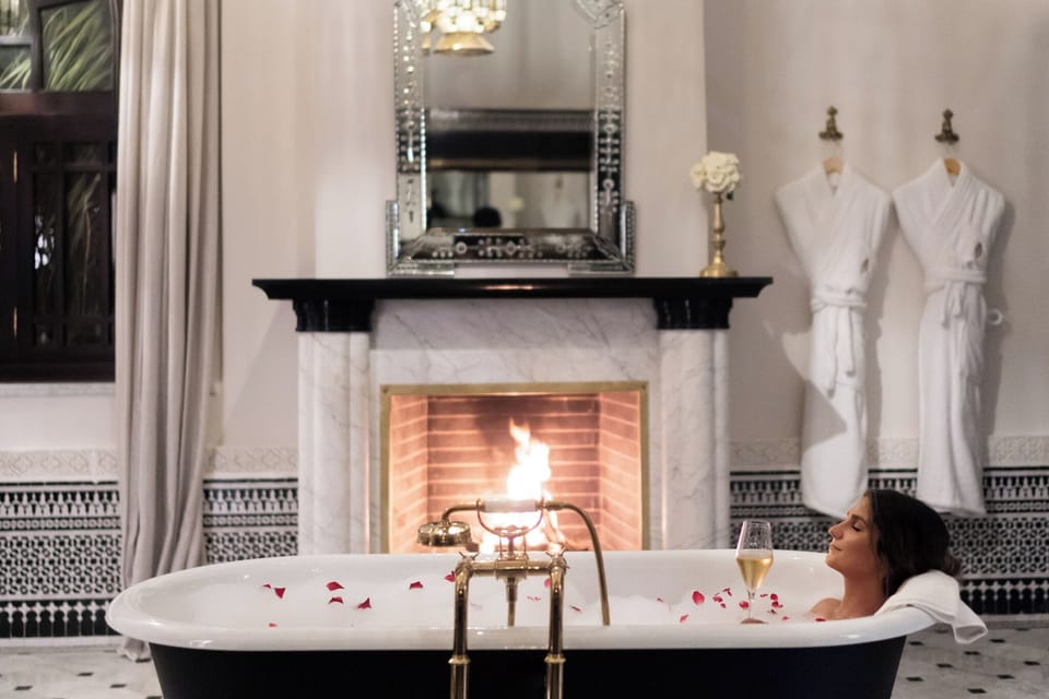 Royal Suite | Egyptian cotton sheets, premium bedding, pillowtop beds, in-room safe