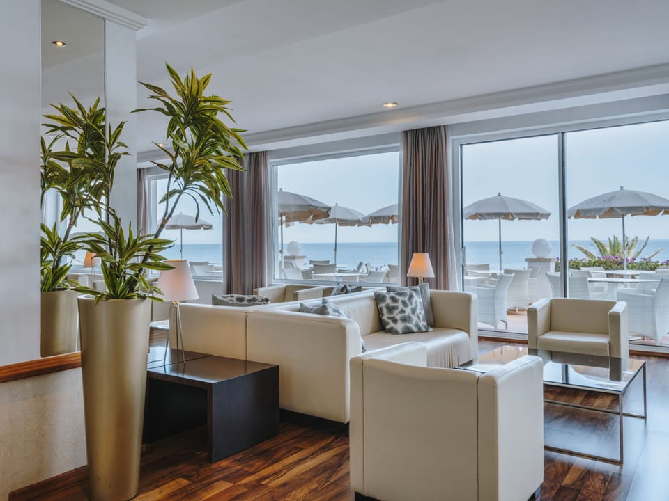 Pool views, serves lunch