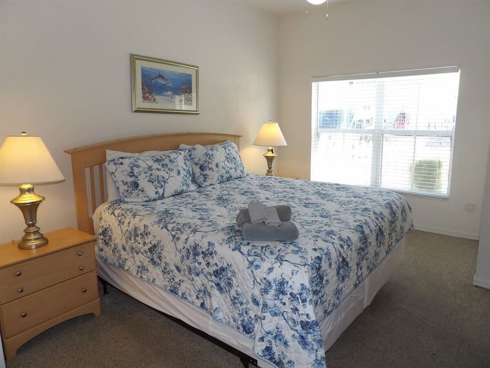 King main floor suite