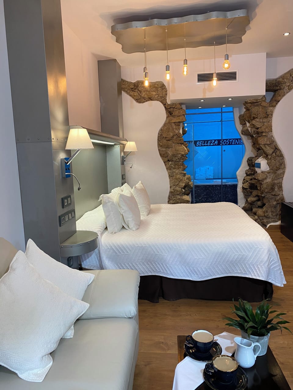 Superior Double Room | Minibar, blackout drapes, soundproofing, iron/ironing board