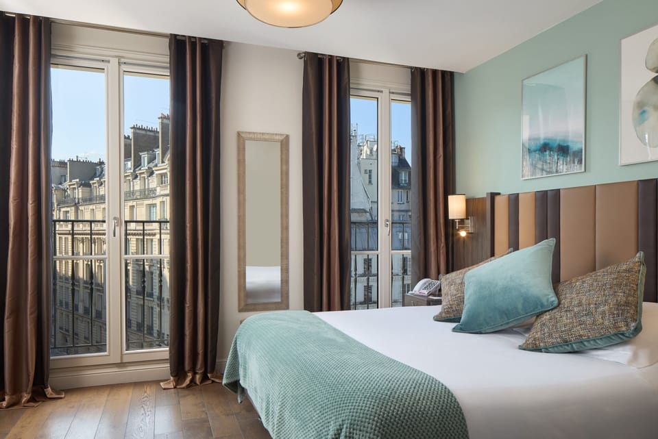 Superior Double Room | Premium bedding, in-room safe, desk, blackout drapes