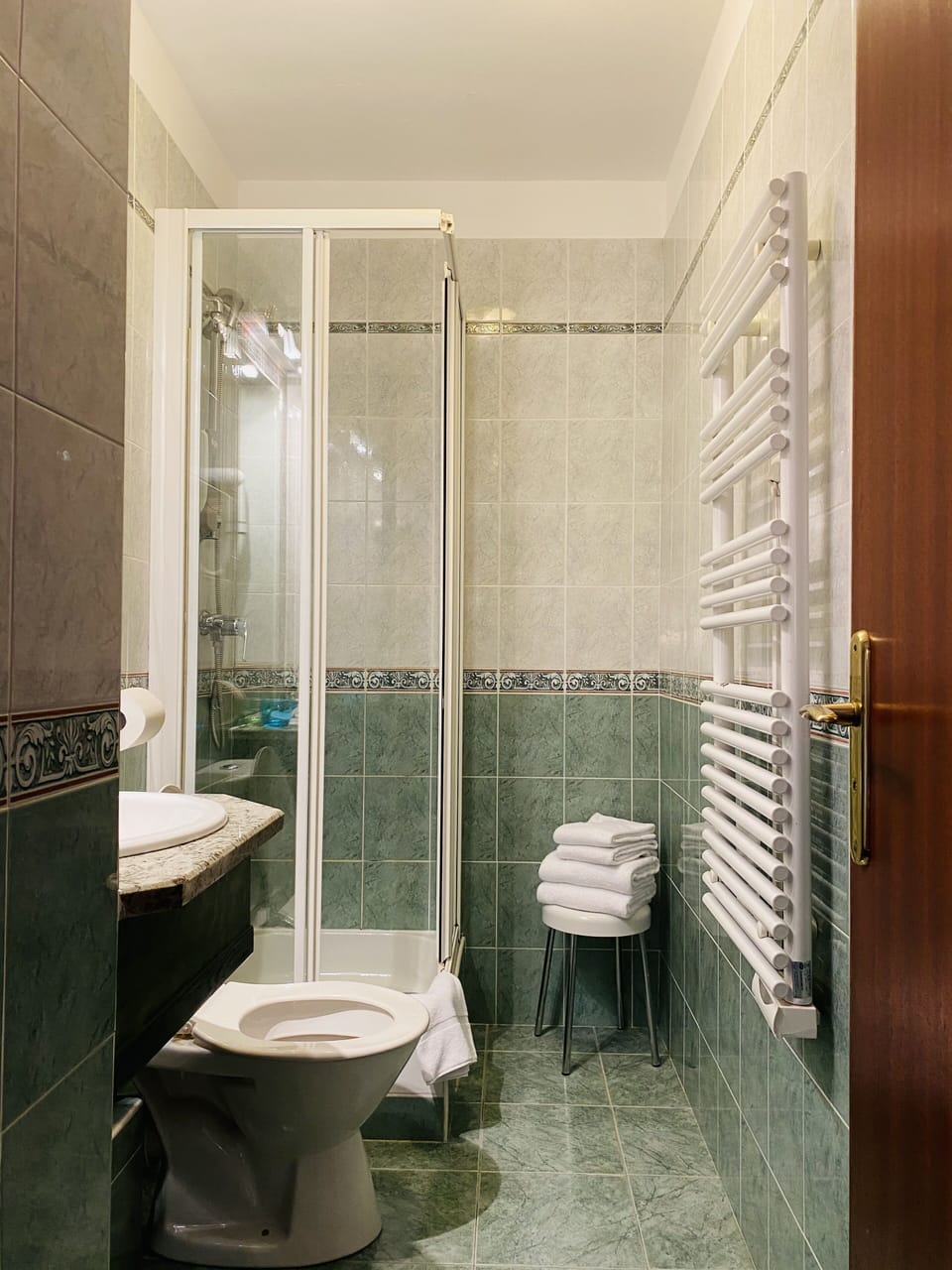 Free toiletries, hair dryer, towels