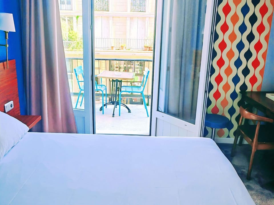 Standard Room, 1 Double Bed, Balcony | Premium bedding, desk, blackout drapes, soundproofing