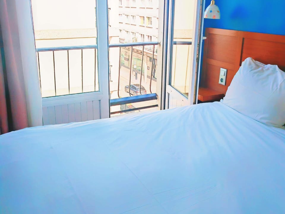 Standard Room, 1 Double Bed | Premium bedding, desk, blackout drapes, soundproofing