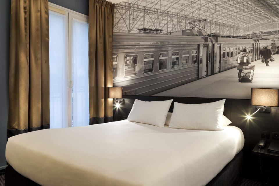 Standard Double or Twin Room | Premium bedding, in-room safe, desk, blackout drapes