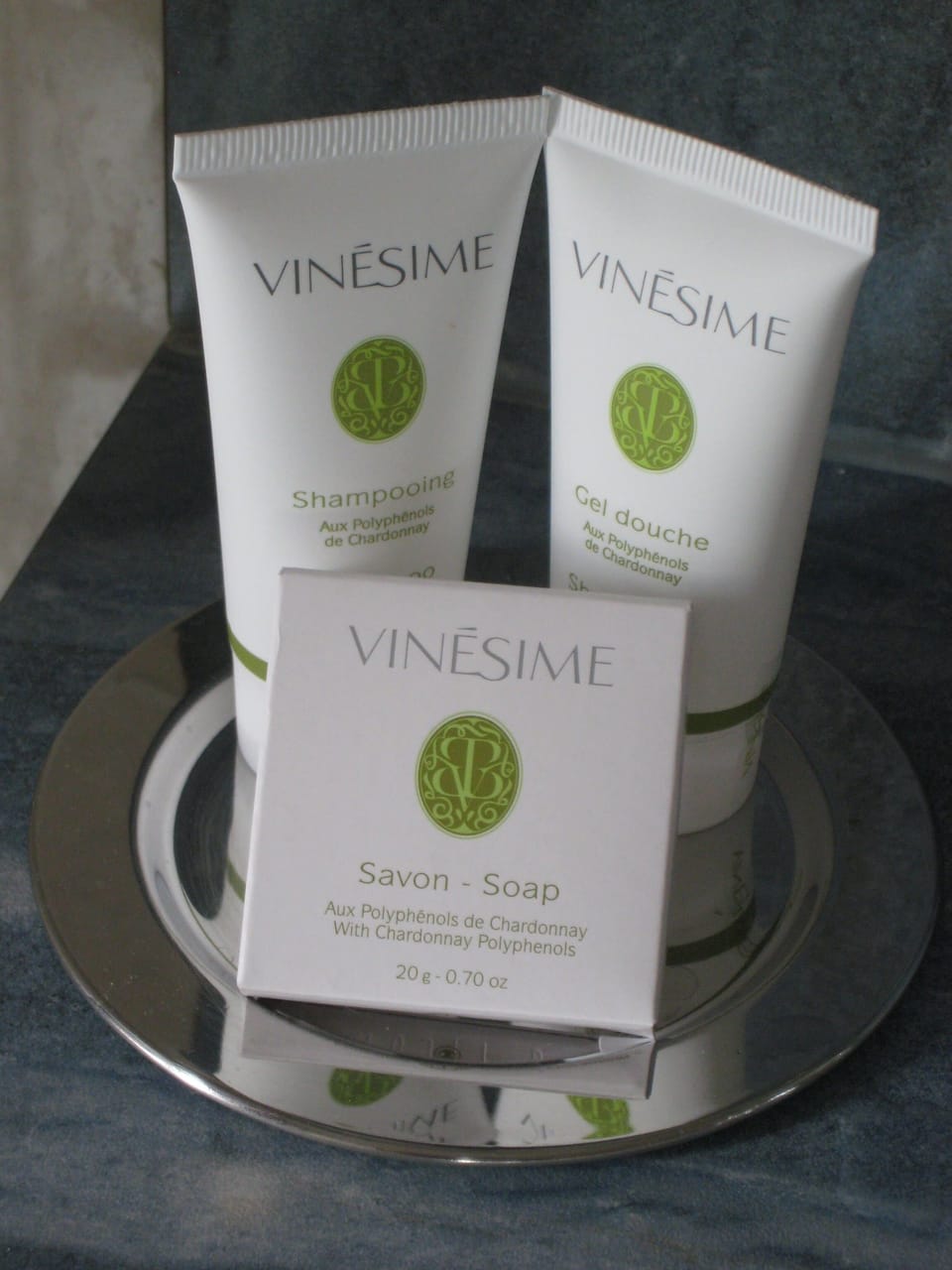 Bathtub, free toiletries, hair dryer, towels