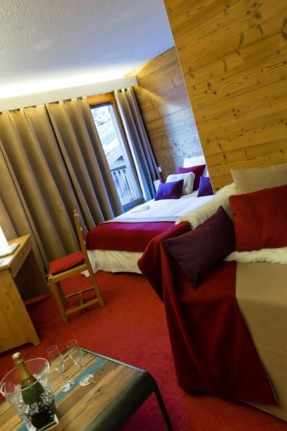 Family Room, Balcony | In-room safe, individually decorated, desk, laptop workspace