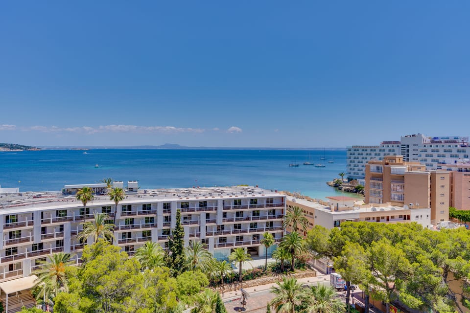 Beach/ocean view