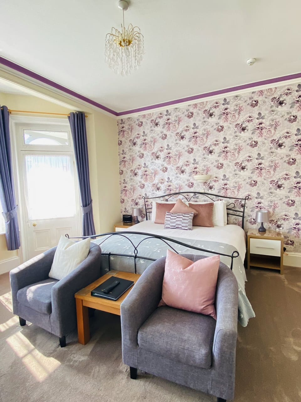 Double Room (WITH BALCONY) | Soundproofing