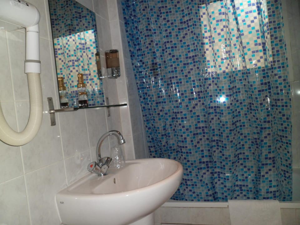 Hair dryer, towels