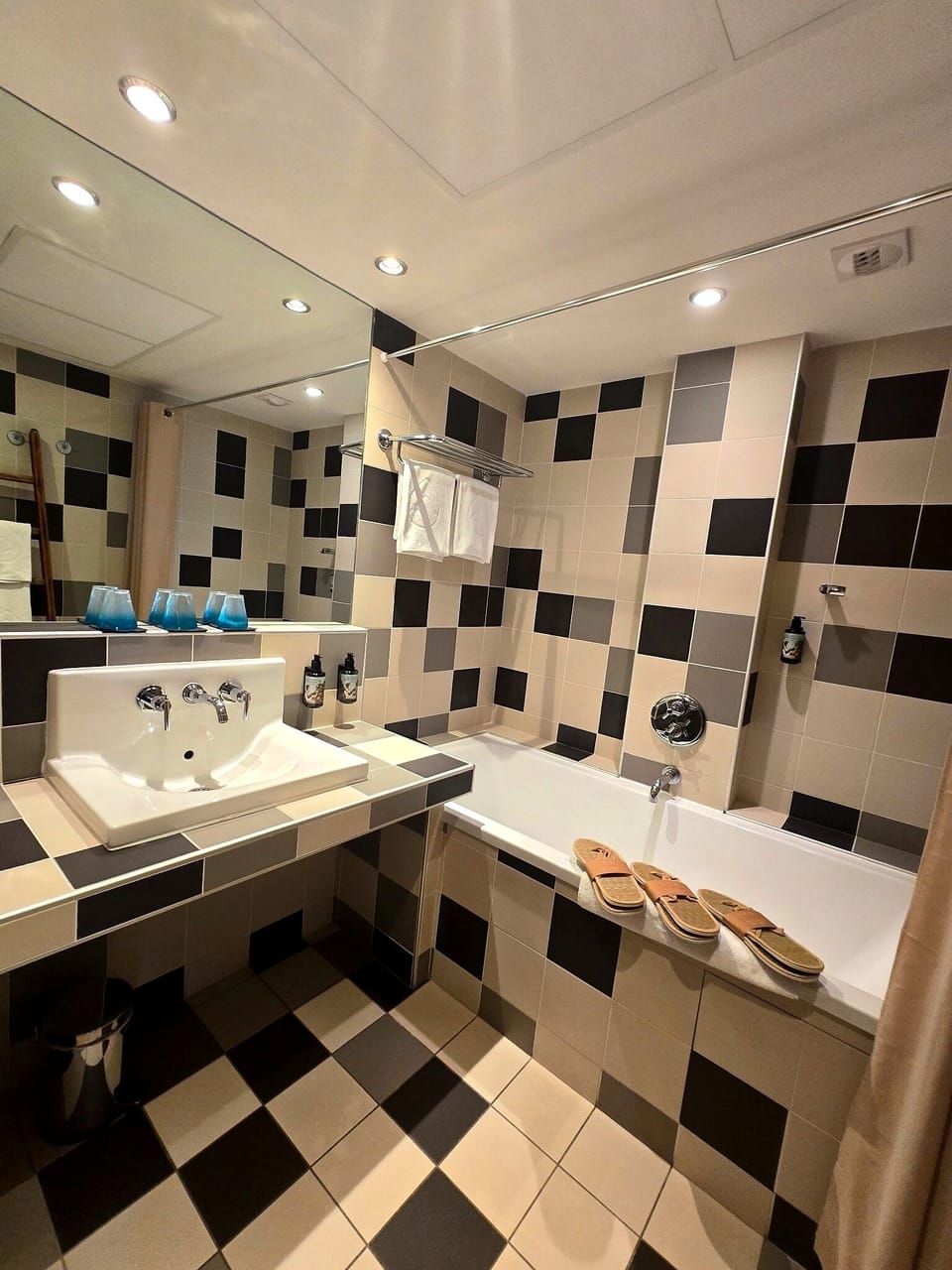 Family Duplex Suite | Bathroom | Hair dryer, slippers, towels
