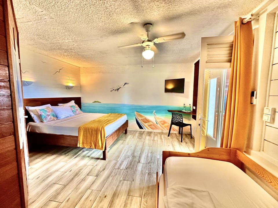 Superior Studio, Sea View | In-room safe, desk, soundproofing, free cribs/infant beds