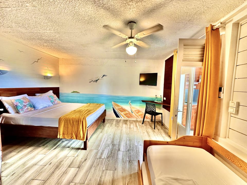Superior Studio, Sea View | In-room safe, desk, soundproofing, free cribs/infant beds