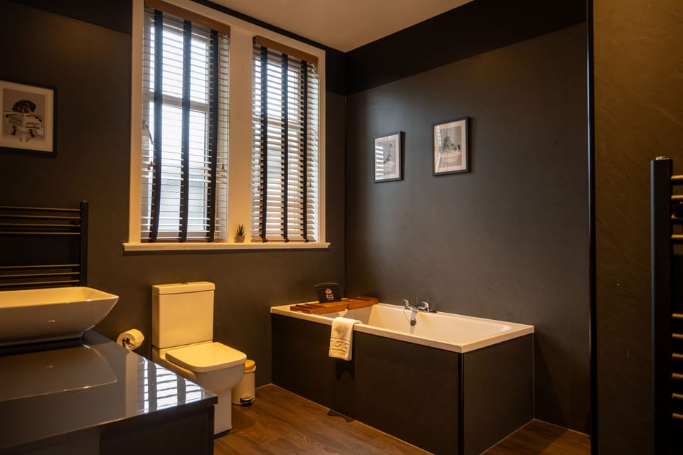 Deluxe Double Room, Ensuite | Bathroom