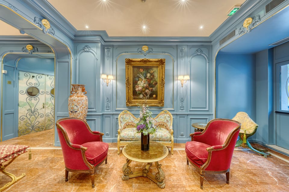 Reception hall