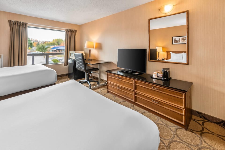 Standard 2 double beds Non-Smoking 2nd floor | Premium bedding, pillowtop beds, individually decorated, desk