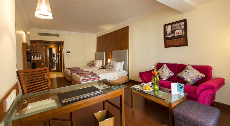 Premium bedding, minibar, in-room safe, desk