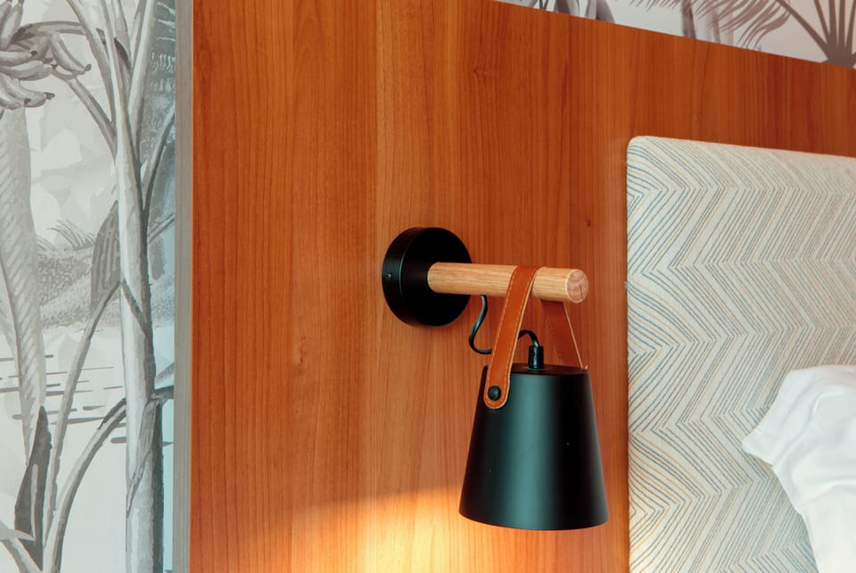 Superior Room, Partial Sea View | In-room safe, desk, soundproofing, free WiFi