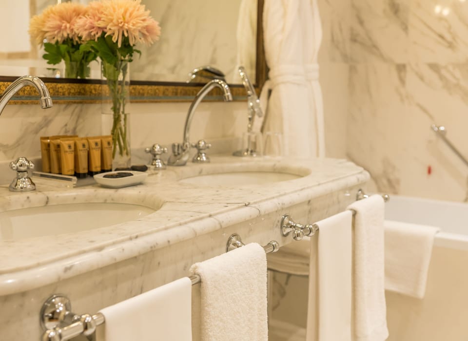 Rainfall showerhead, designer toiletries, hair dryer, bathrobes