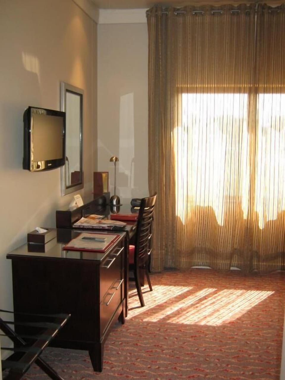 Memory foam beds, in-room safe, desk, laptop workspace