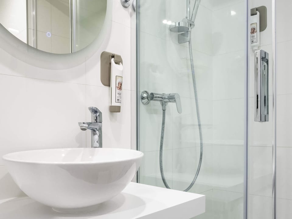 Premium Room, 1 Double Bed | In-room safe, desk, iron/ironing board, free cribs/infant beds