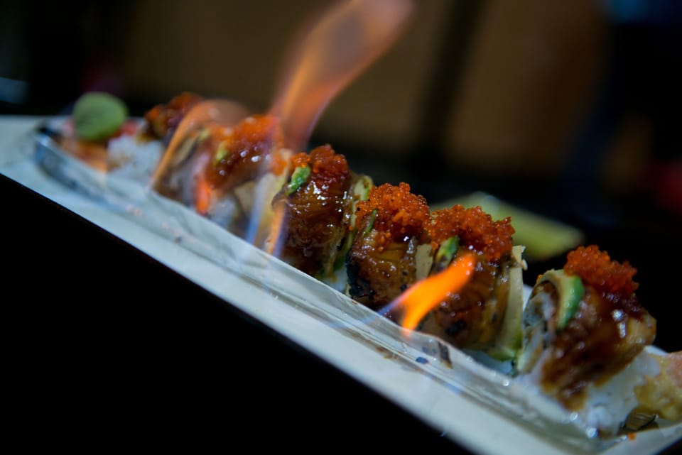 5 restaurants; breakfast, lunch, and dinner served