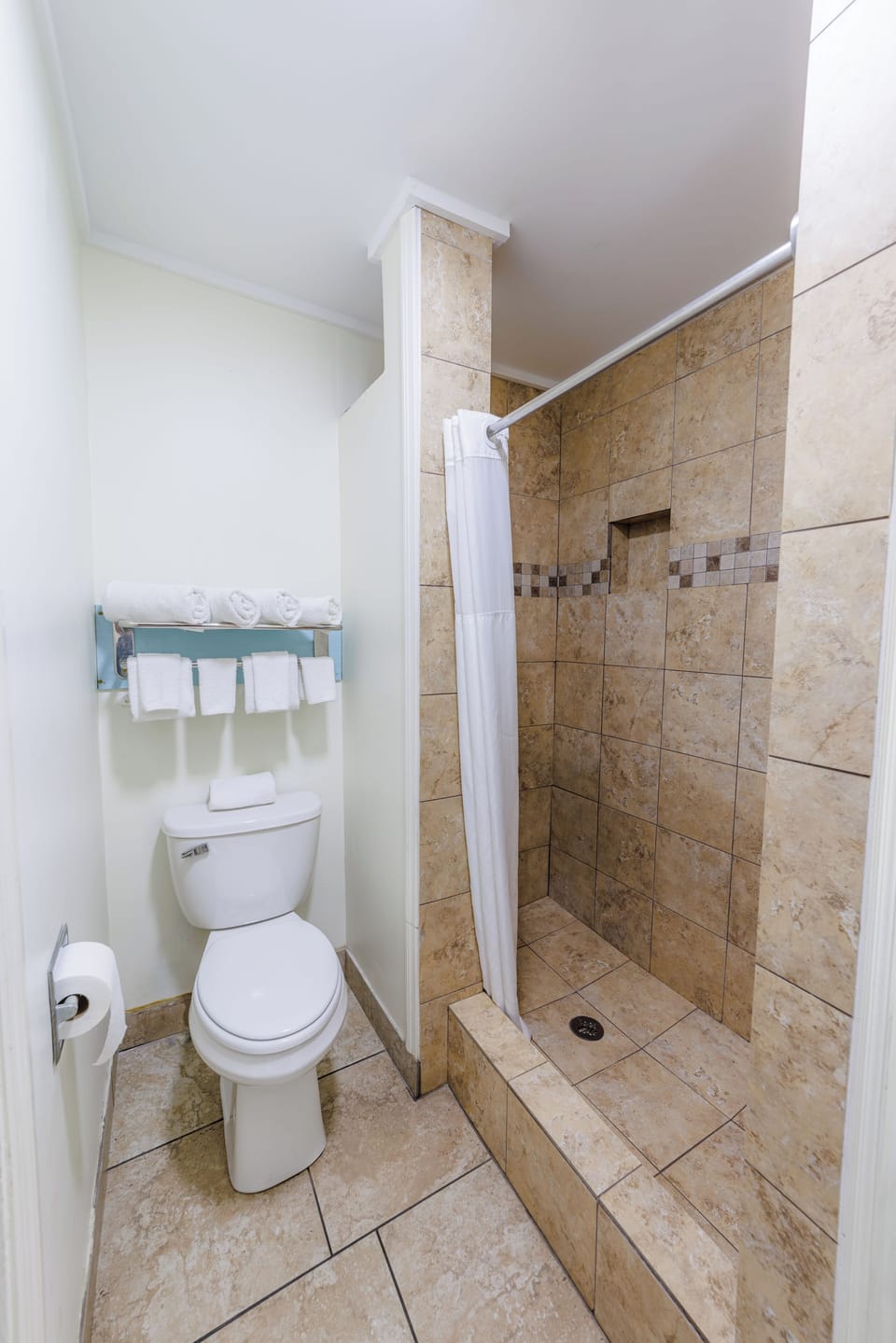 Dunes Inn & Suites Motel in Tybee Island