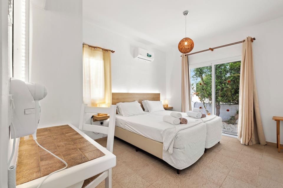 Villa, 3 Bedrooms, Beachfront | Blackout drapes, soundproofing, iron/ironing board (on request)