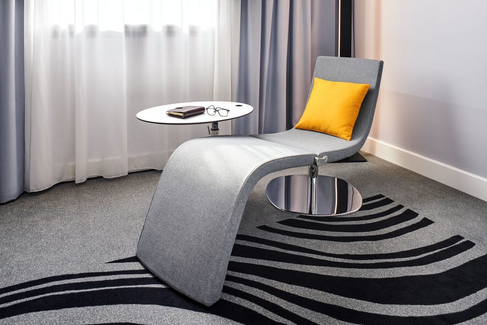 Premium bedding, free minibar items, in-room safe, desk