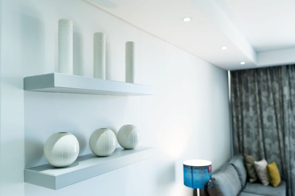 Apartment, 1 Bedroom (View) | Hypo-allergenic bedding, in-room safe, desk, blackout drapes