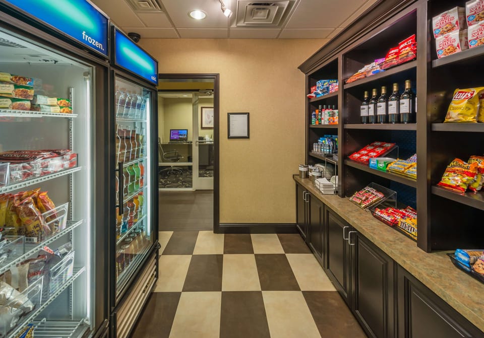 Snack bar