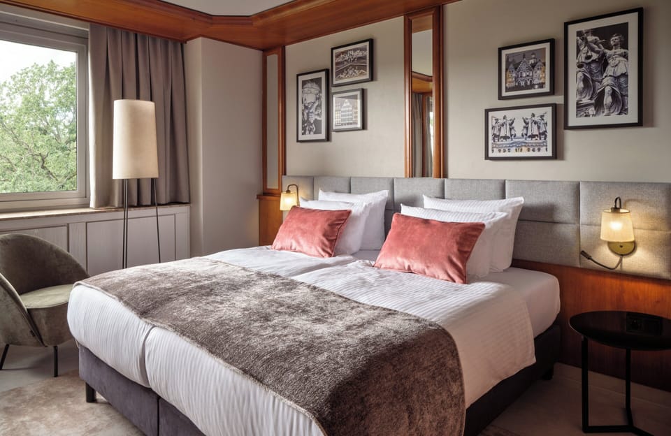 In-room safe, desk, soundproofing, iron/ironing board